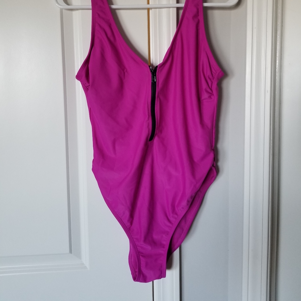 One piece swimsuit